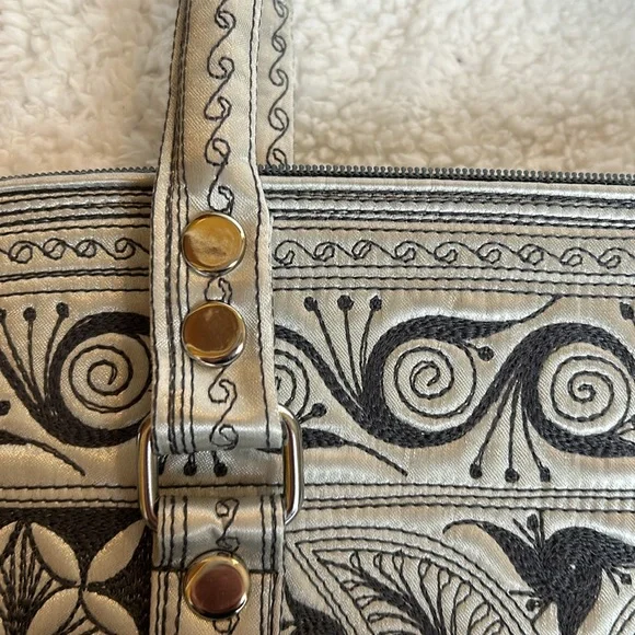 Banda Bags Kali Tote - Large Silver - Picture 7 of 16